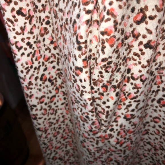 ROBERT LOUIS SIZE 2X WHITE COLD SHOULDER DRESS. BALLON SLEEVE BUTTON KEYHOLE EUC - Picture 4 of 5